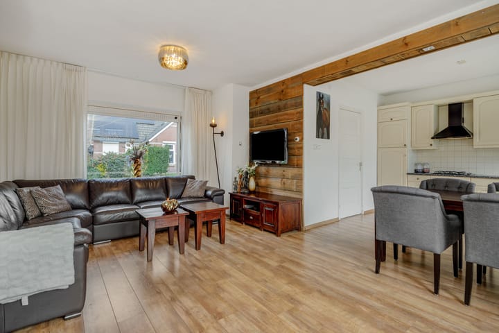 Foto 9 van Teugenaarsstraat 83