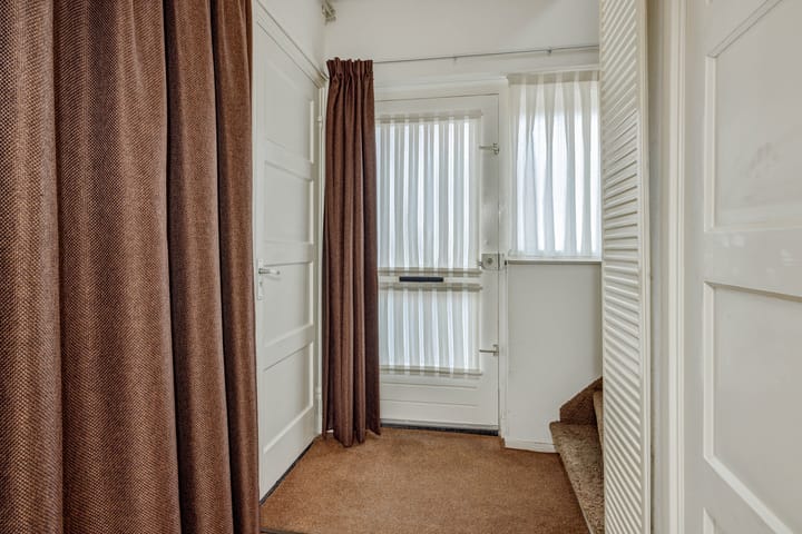 Foto 11 van Teugenaarsstraat 83