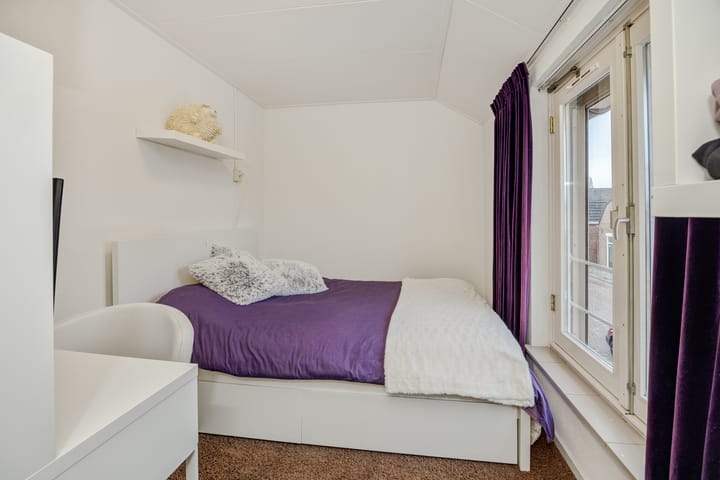 Foto 19 van Teugenaarsstraat 83