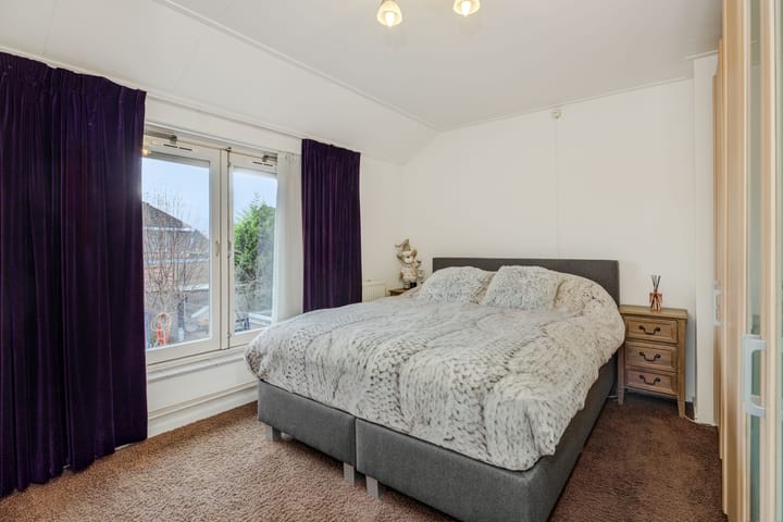 Foto 21 van Teugenaarsstraat 83