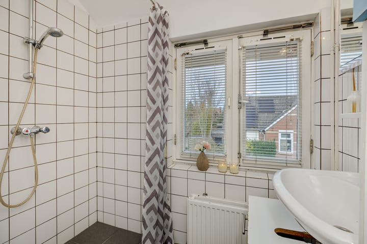 Foto 23 van Teugenaarsstraat 83