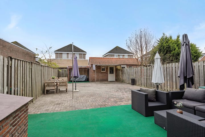 Foto 26 van Teugenaarsstraat 83