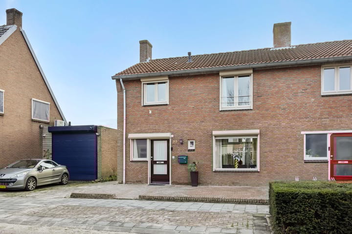 Foto 33 van Teugenaarsstraat 83