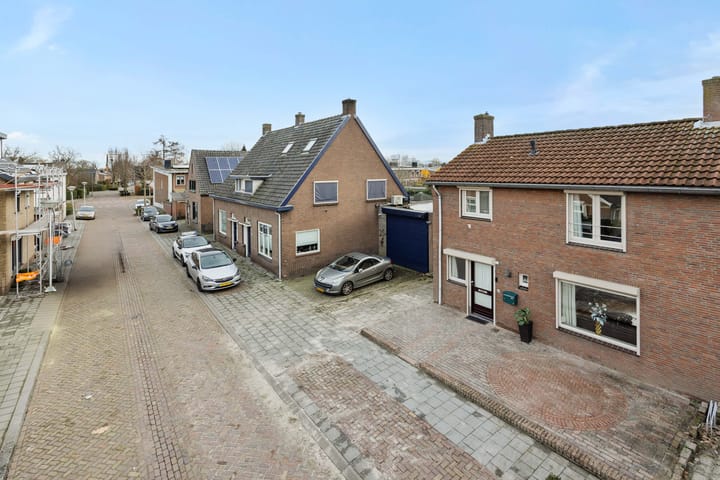 Foto 35 van Teugenaarsstraat 83