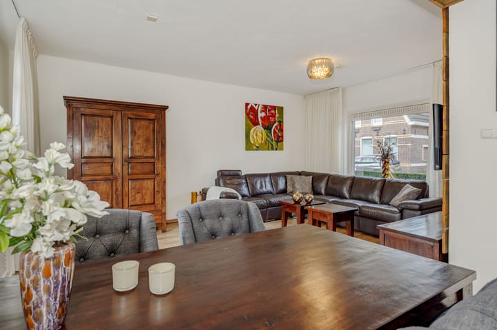 Foto 8 van Teugenaarsstraat 83