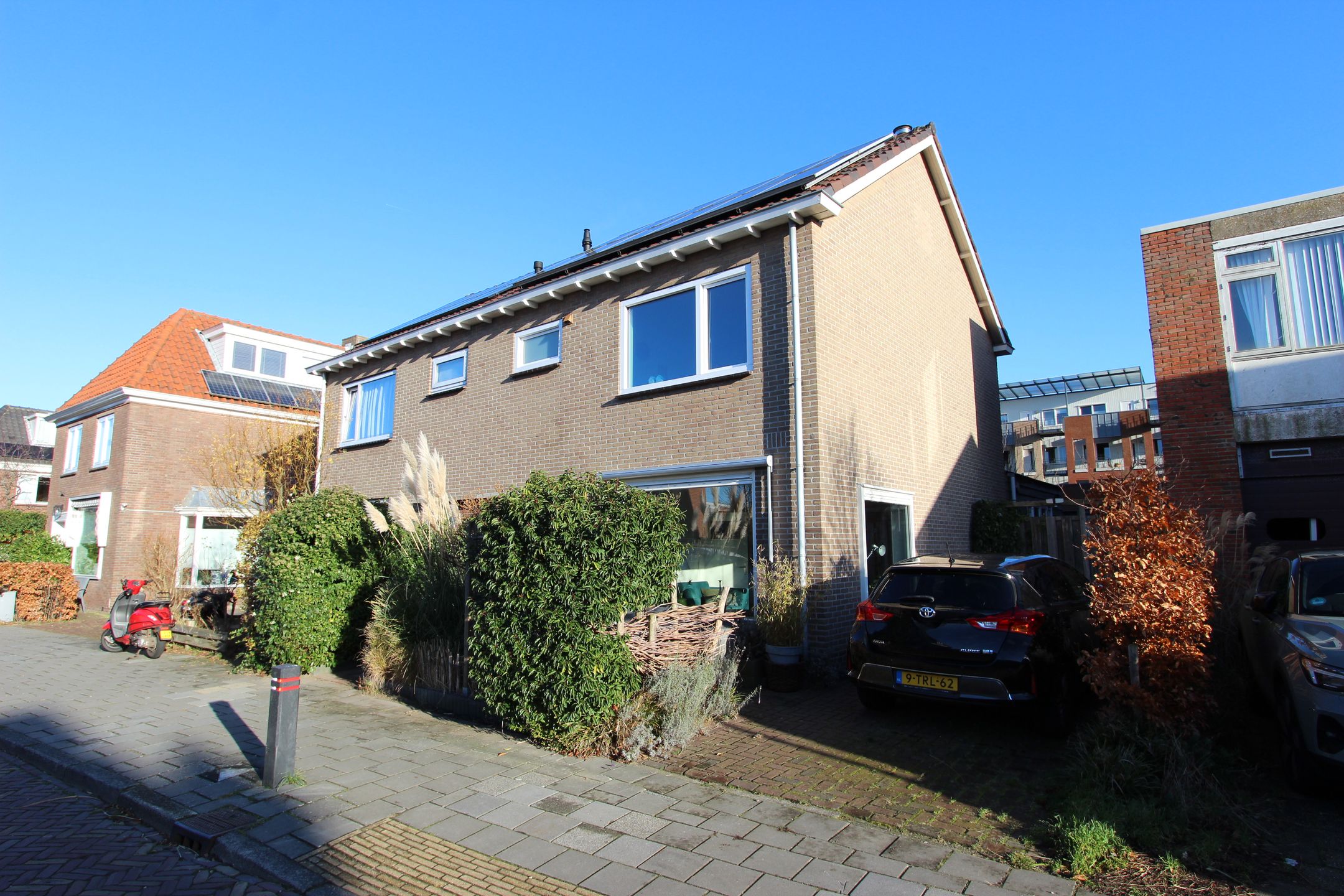 Buying a house in The Netherlands., Henri Schuytstraat 21