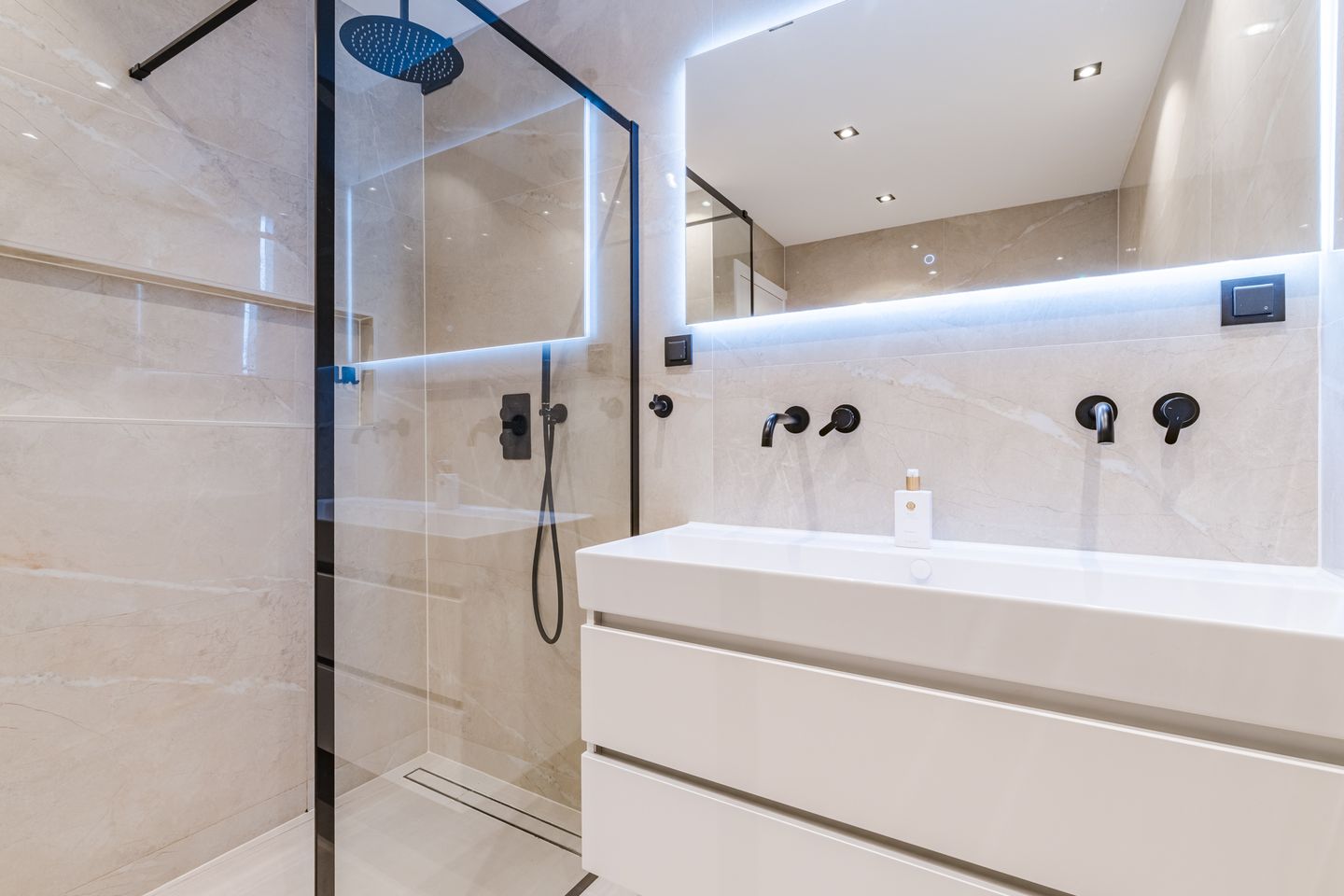 Foto 29 van Veenbesstraat 418