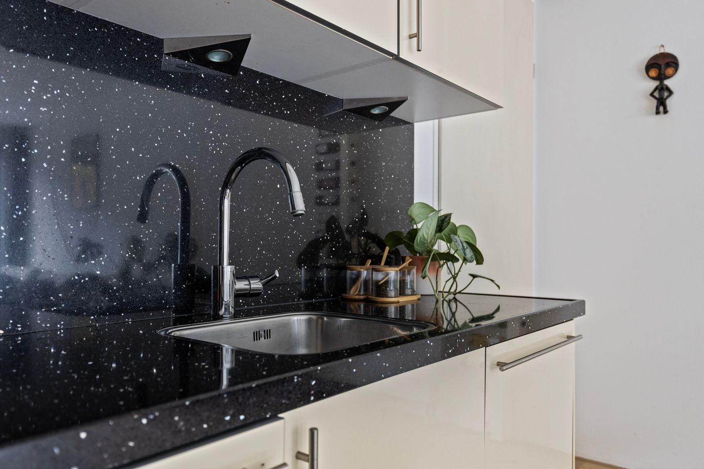 Photo 14 of Markendaalseweg 22-B5