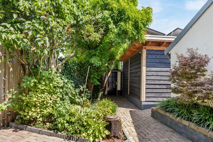 Foto 36 van Luciusstraat 13