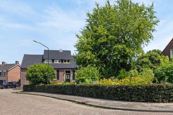 Foto 40 van Luciusstraat 13