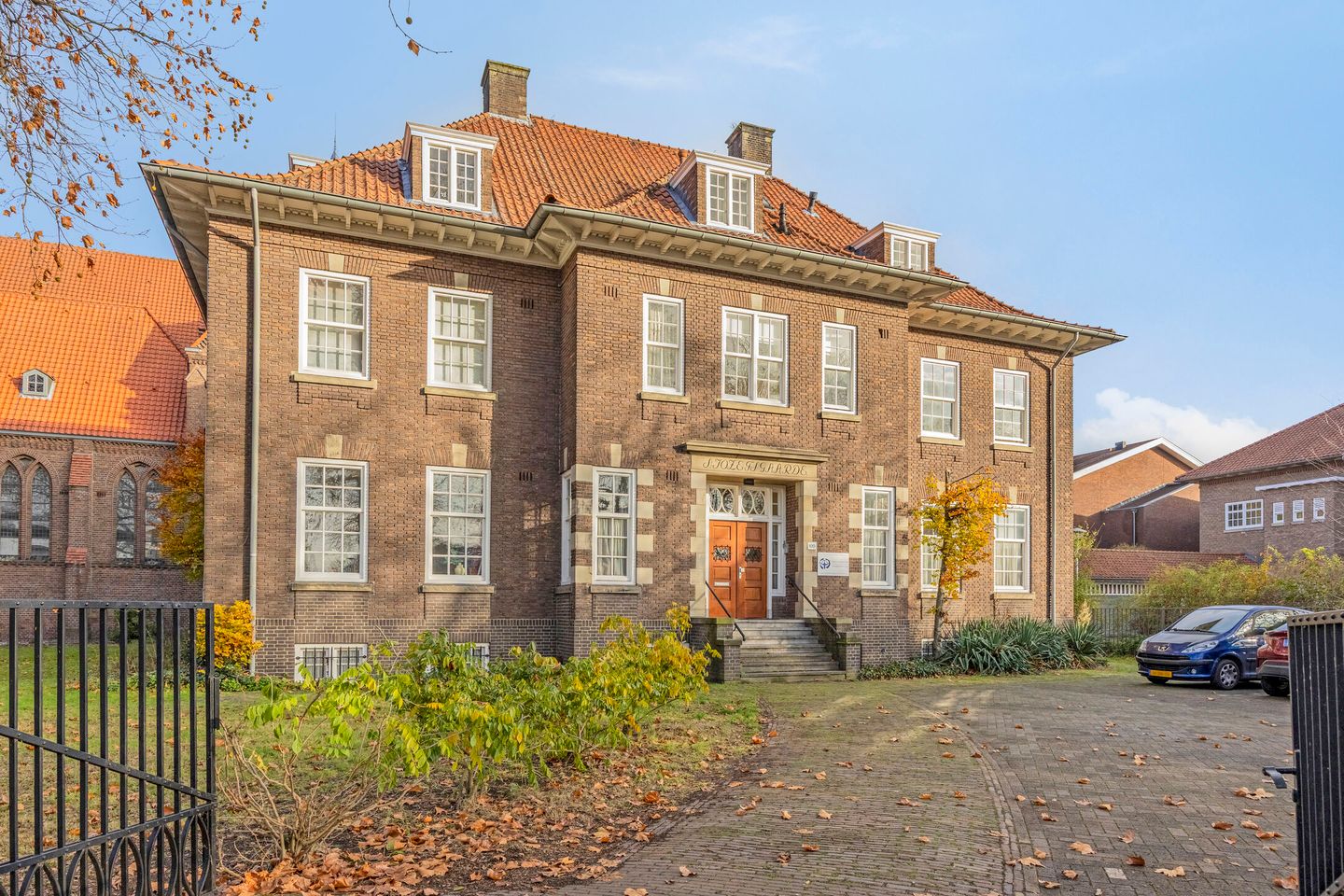 Bekijk foto 3 van Prins Karelstraat 100