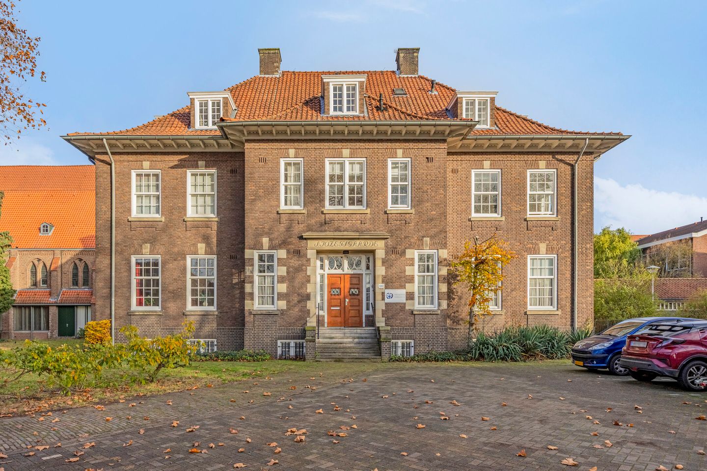 Bekijk foto 1 van Prins Karelstraat 100