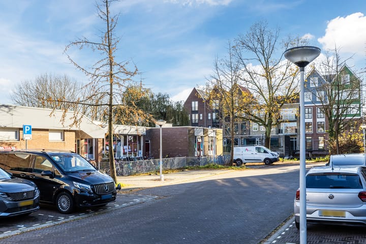 Foto 26 van Tolstoistraat 47