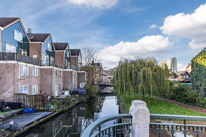 Foto 28 van Tolstoistraat 47