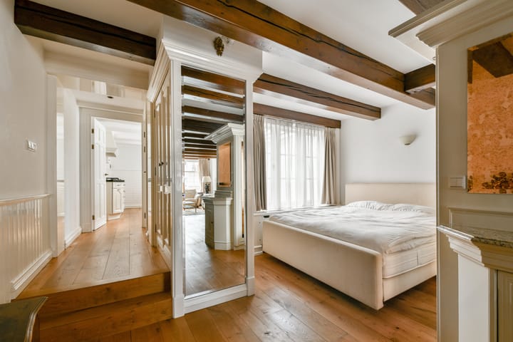 Photo 29 of Muiderstraat 8-H