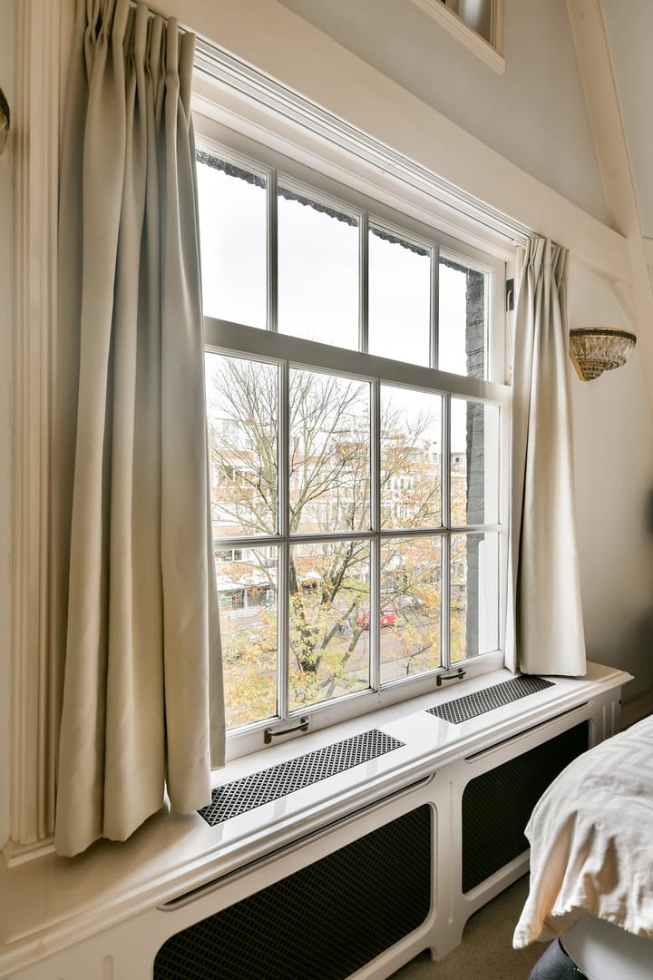 Photo 48 of Muiderstraat 8-H