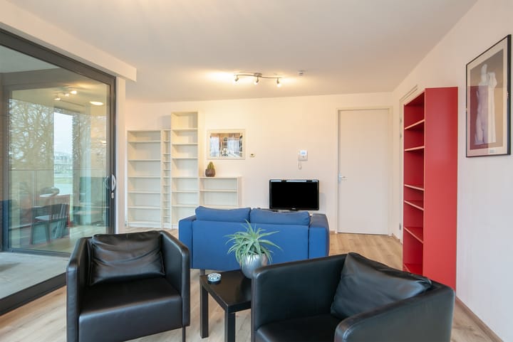 Photo 17 of Veerpolderstraat 15-10