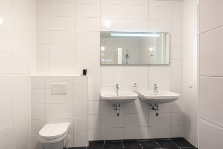 Photo 25 of Veerpolderstraat 15-10