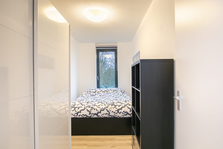 Photo 27 of Veerpolderstraat 15-10