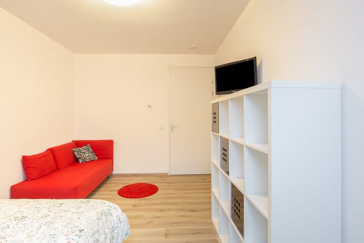 Photo 31 of Veerpolderstraat 15-10