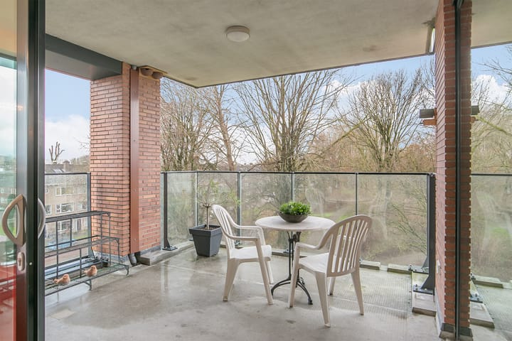 Photo 32 of Veerpolderstraat 15-10