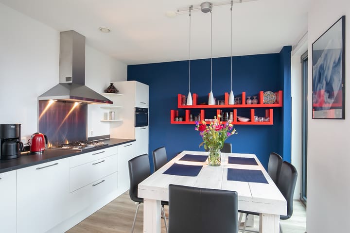 Photo 20 of Veerpolderstraat 15-10