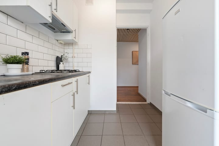 Photo 33 of Van Nijenrodeweg 778