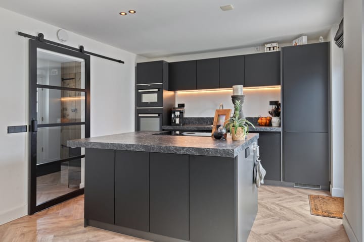 Foto 9 van Carry van Bruggenweg 7