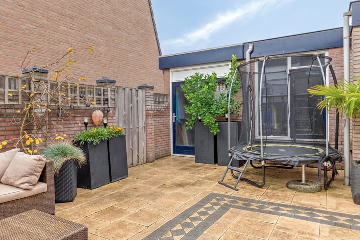 Foto 22 van Carry van Bruggenweg 7