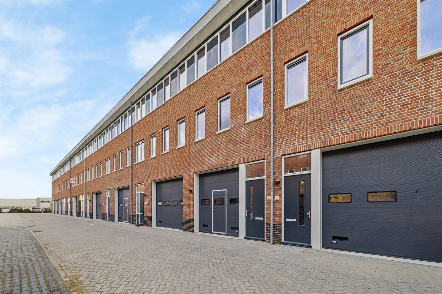 Bekijk foto 2 van Nijverheidslaan 8-K