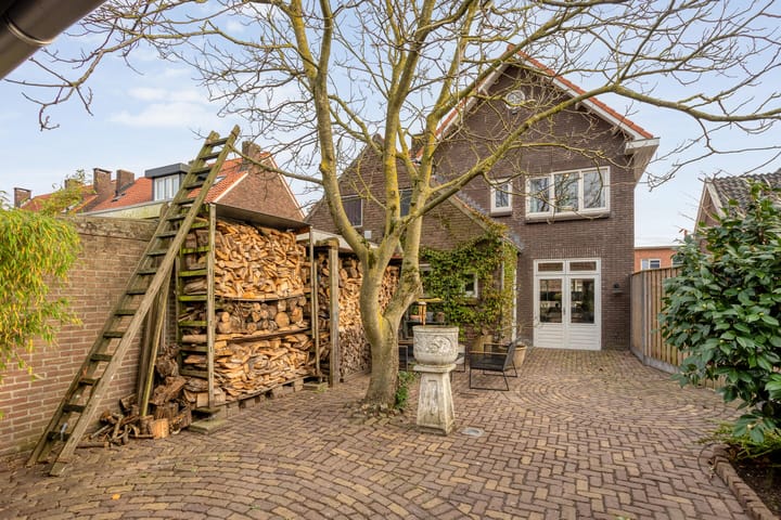 Foto 42 van Raadhuisstraat 56