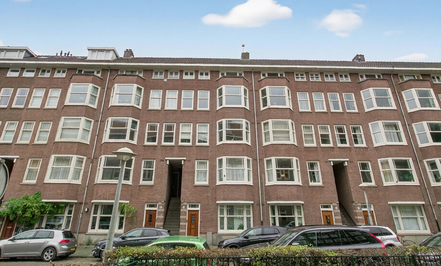 Photo 1 of Sassenheimstraat 59-3