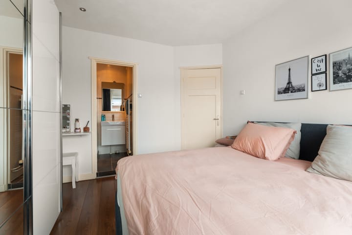 Photo 15 of Vreeswijkstraat 354