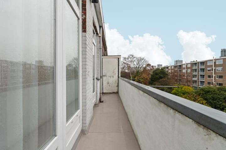 Photo 12 of Vreeswijkstraat 354