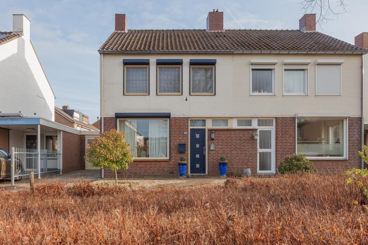 Photo 37 of Burg Cremersstraat 60