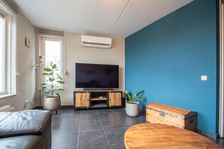 Photo 17 of De Spar 28