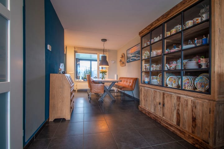 Photo 19 of De Spar 28