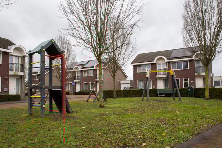 Photo 9 of De Spar 28