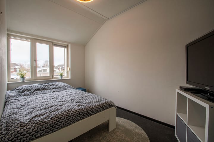 Photo 38 of De Spar 28