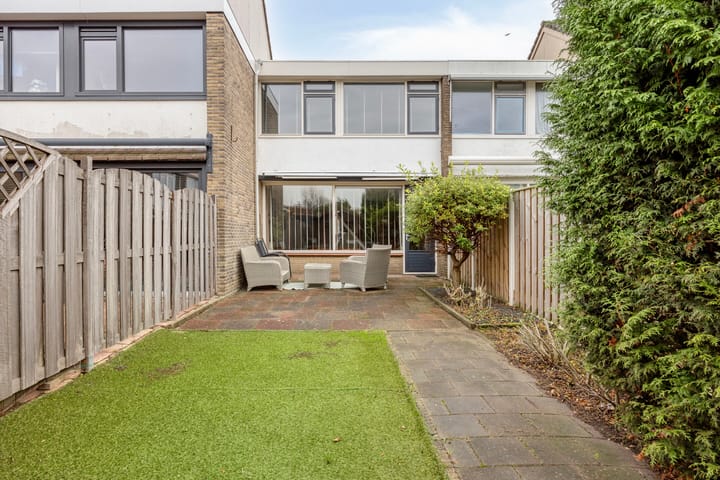 Foto 16 van Madroelstraat 14