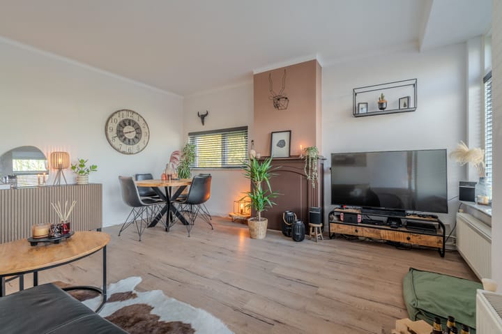 Photo 3 of Jachtlaan 30