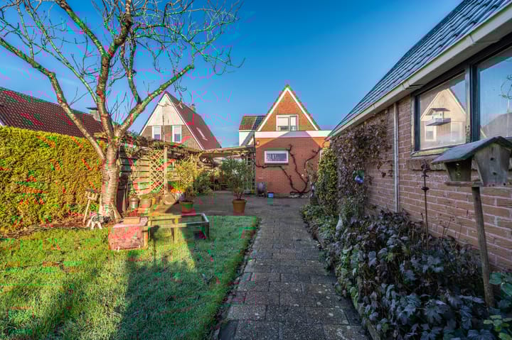 Foto 23 van Farmsumerweg 58