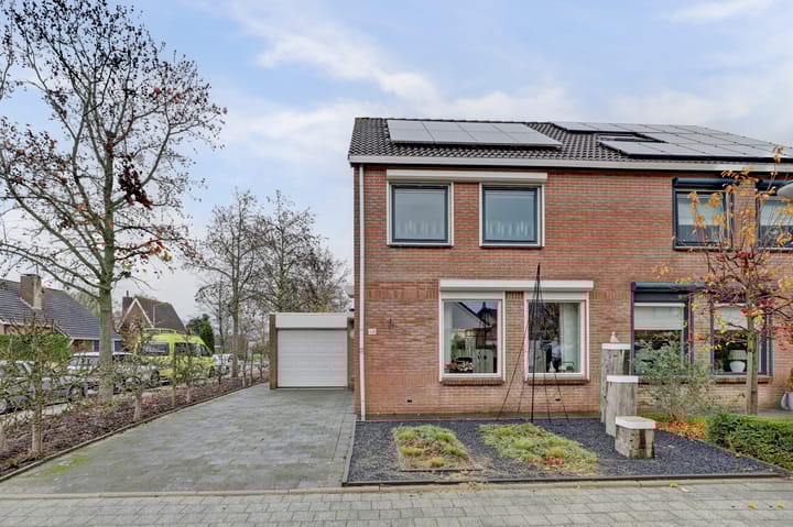 Foto 3 van Zwartebessestraat 48