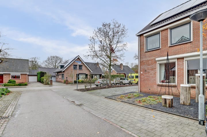 Foto 4 van Zwartebessestraat 48