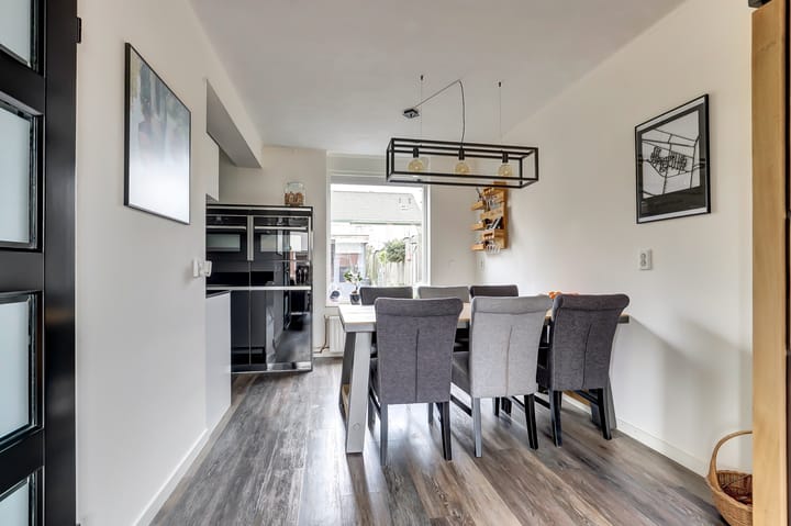 Foto 11 van Zwartebessestraat 48