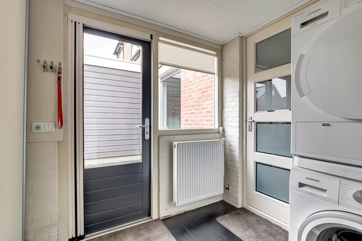 Foto 16 van Zwartebessestraat 48