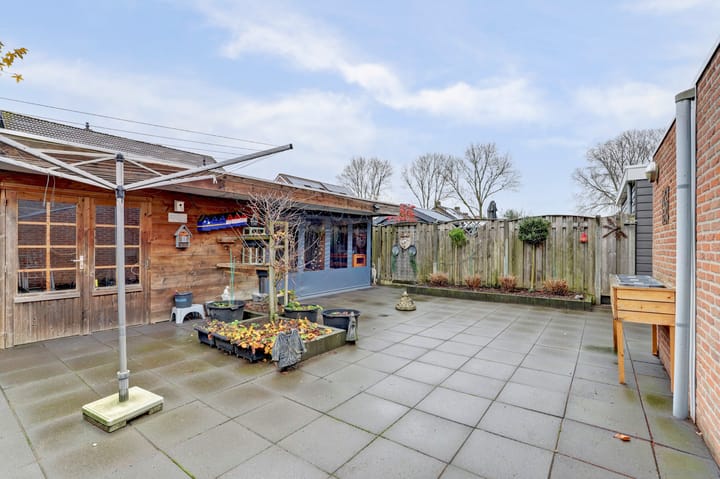 Foto 33 van Zwartebessestraat 48