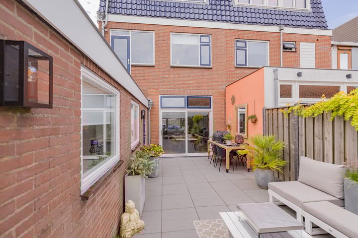 Photo 2 of Soendastraat 51