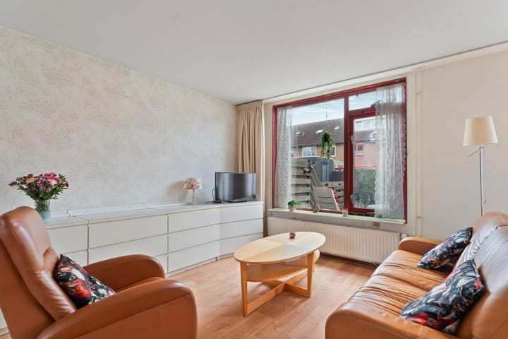 Photo 13 of Simon van Collemstraat 56