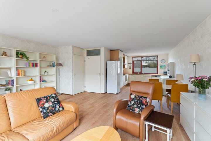 Photo 19 of Simon van Collemstraat 56